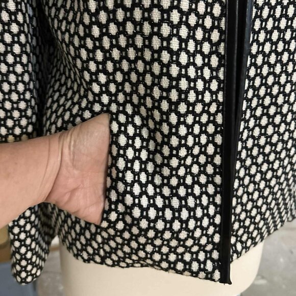 Lavender & Honey Honeycomb Design Open Front Blazer Jacket - Picture 3 of 9